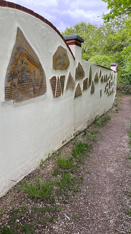 Kunstwand des Schlosses - Image 2