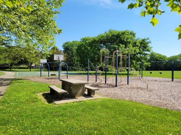 Sycamore Hills Park - Image 2