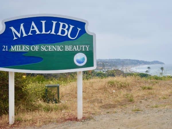 Malibu Sign – 21 Miles of Scenic Beauty - Image 2
