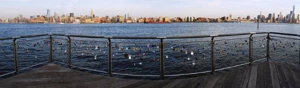 Hudson River Waterfront Walkway - Image 4