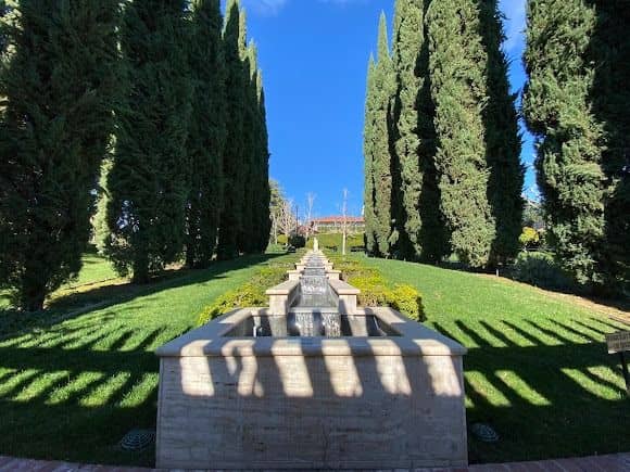 Italian Chain Fountain - Image 1