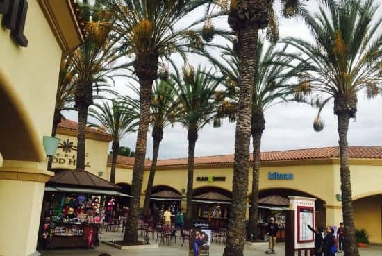 Fountain in Camarillo Premium Outlets - Image 1