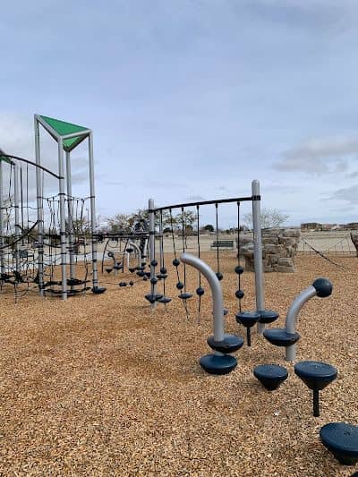 Yellen Dog Park - Image 2