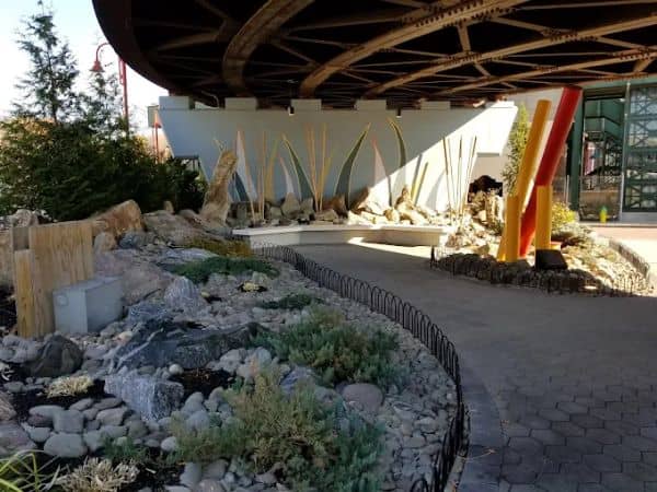 Henry Gourdine Park - Image 5