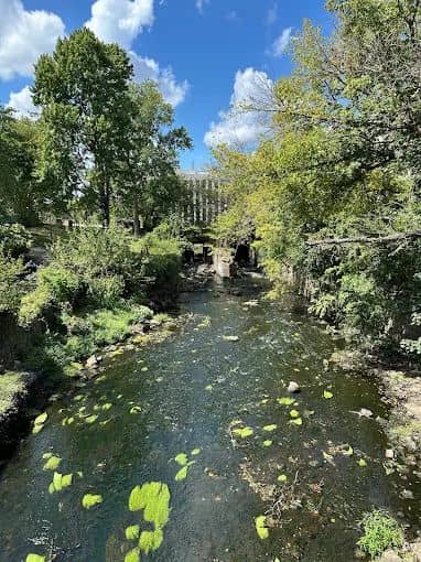 Mill Hill Park - Image 2