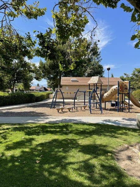 Peach Hill Park - Image 3