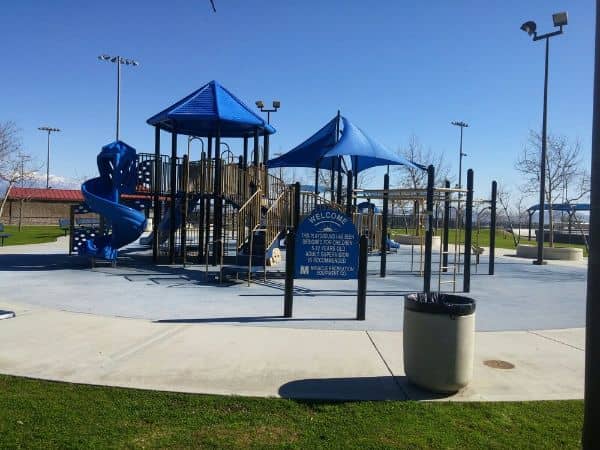 Alec Fergusson Park - Image 3