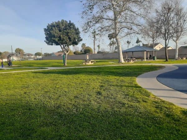Lomita Park - Image 3