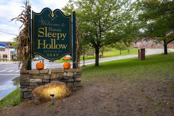 Welcome to Historic Sleepy Hollow Sign - Image 2