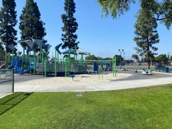 Del Valle Park - Image 2