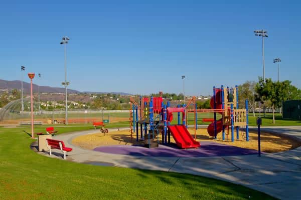 Eagle Glen Park - Image 2