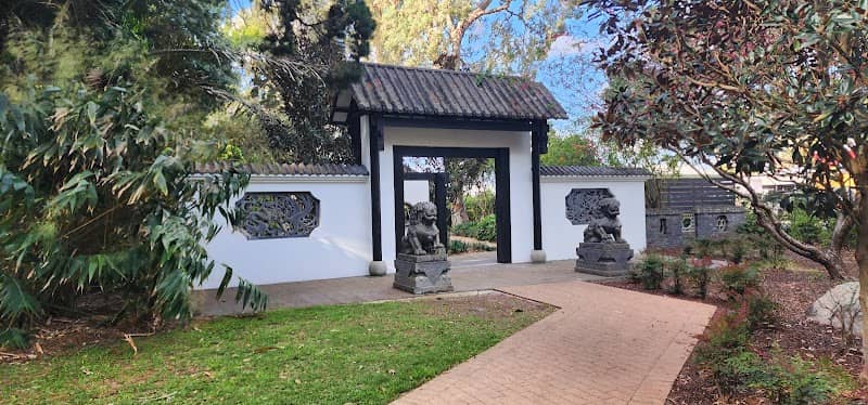 Chinese Gardens - Image 2