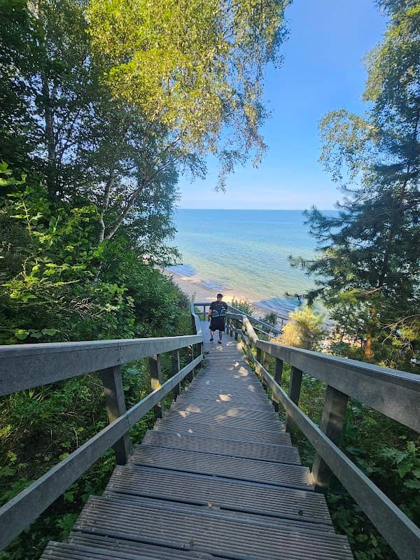 Beach entry - stairs - Image 2