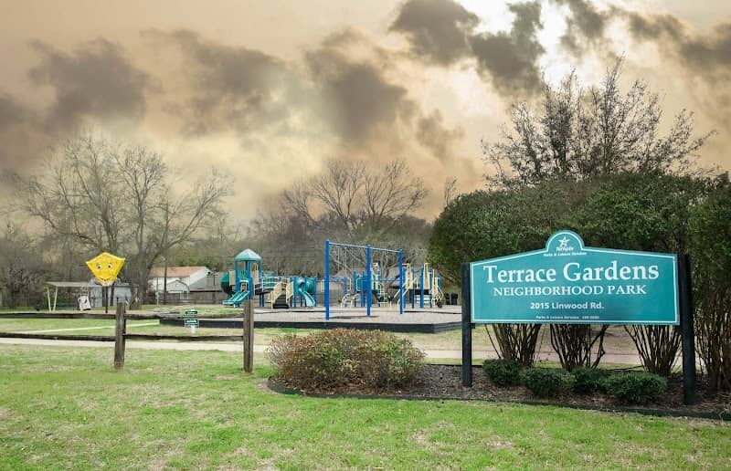 Terrace Gardens Park - Image 2