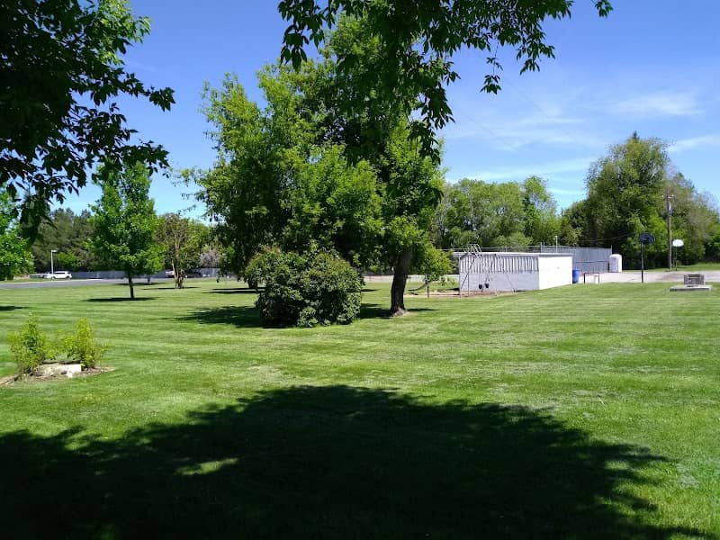 Agnes Remington Park - Image 1