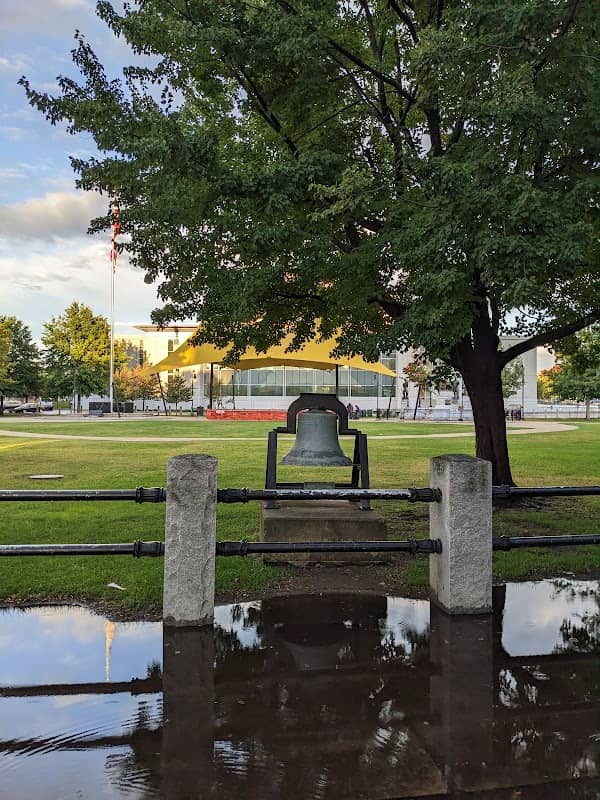 Veteran's Memorial Park - Image 2