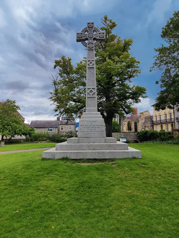 Forbury Gardens Park - Image 2