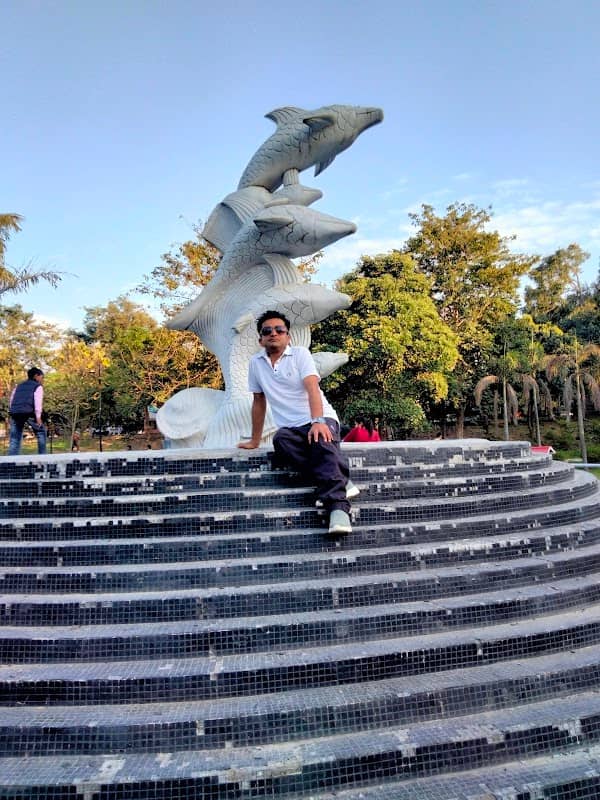 Fish Park - Image 1