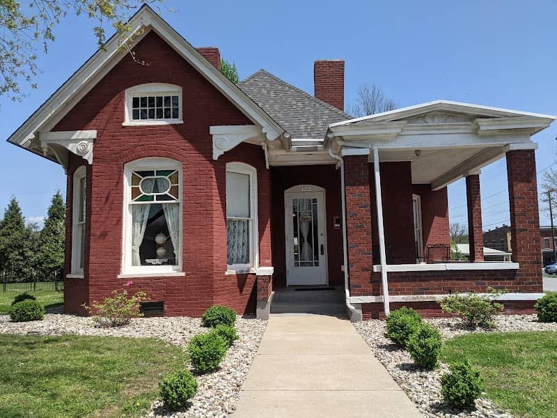 Robert Penn Warren Birthplace - Image 1
