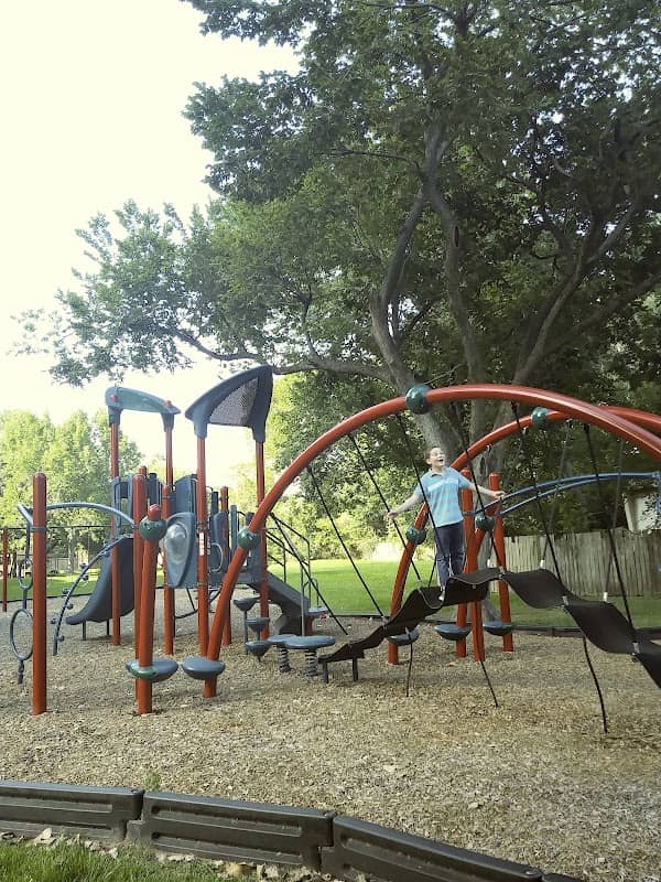 Golden Acres Park - Image 2