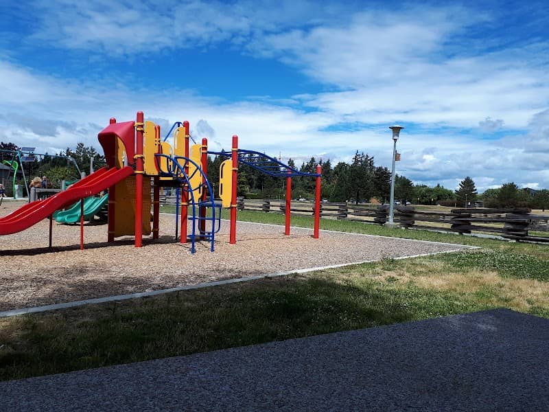 Colwood Creek Dog Park - Image 1