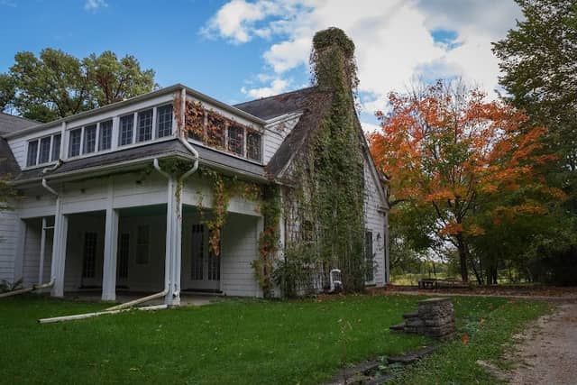 Dodge Nature Center – Shepard Farm Property - Image 1