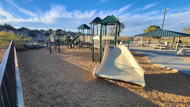 Machris Park - Image 2