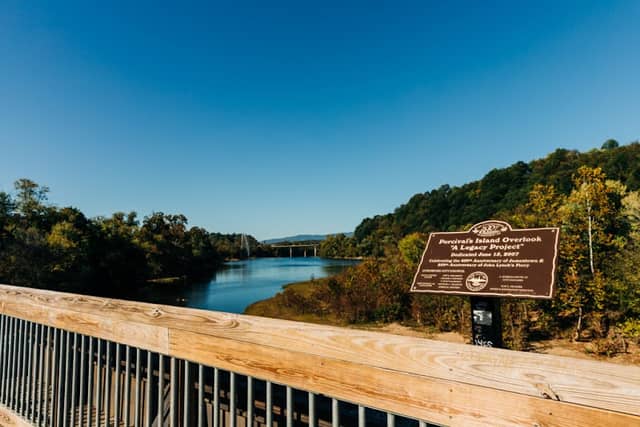 James River Overlook - Image 2