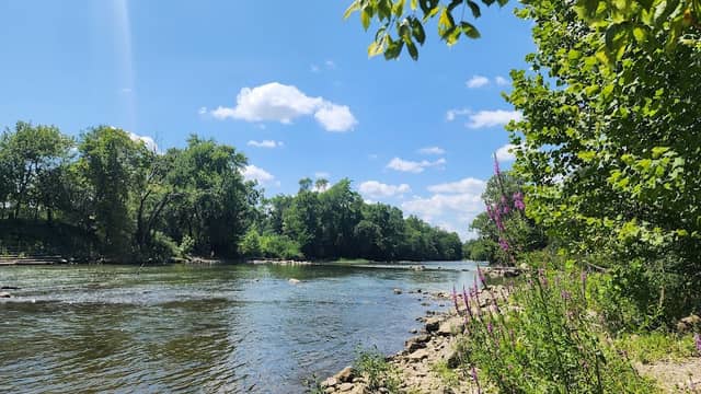 Eastwood MetroPark Lake Entrance - Image 3