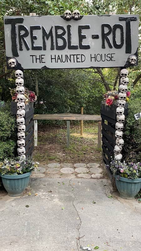 Tremble-Rot (The Haunted House) - Image 2