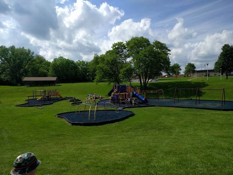Center Municipal Park - Image 2