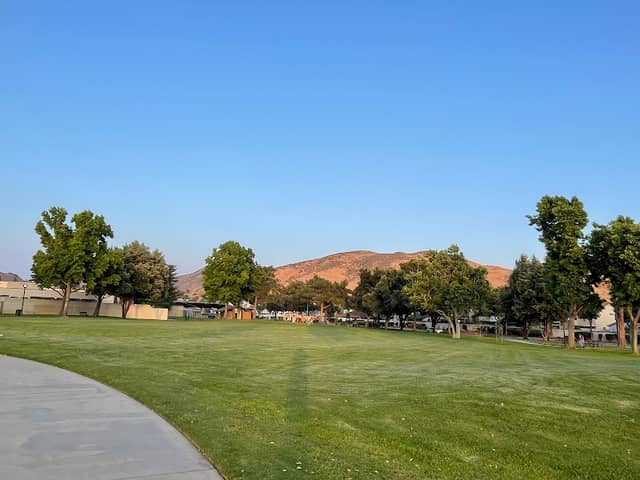 Oak Park - Image 5