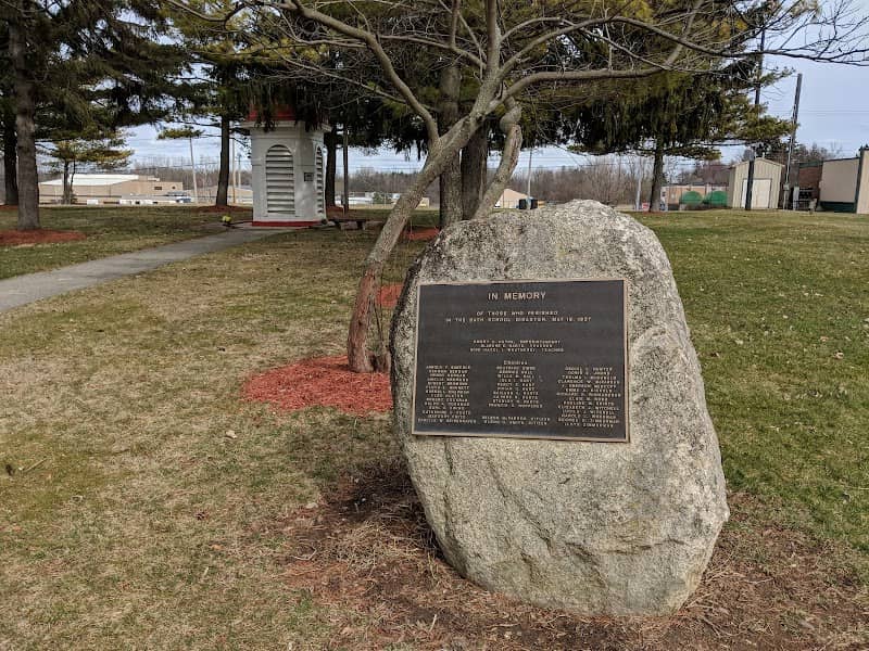 James Couzens Memorial Park - Image 2