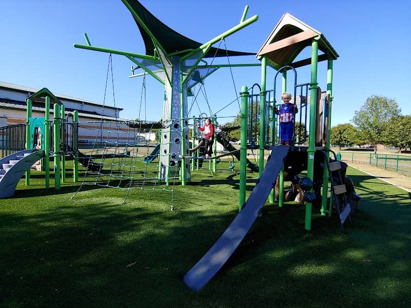 Carver Park - Image 2