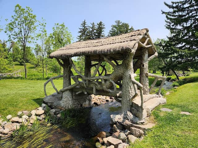 McCourtie Park - Image 2
