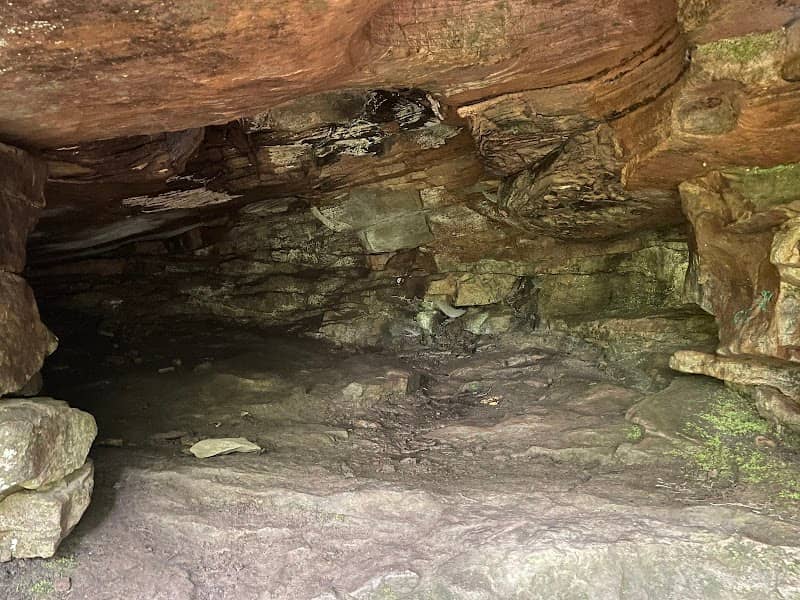 W Rim Trail Cave - Image 1