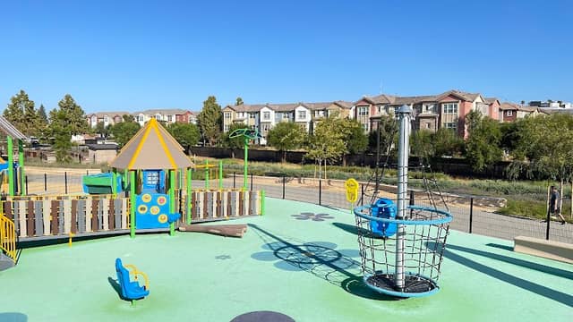 Delano Manongs Park - Image 1