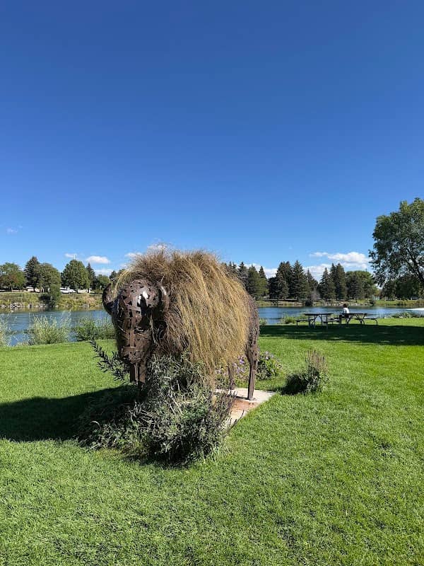 Bison Art in the park - Image 2