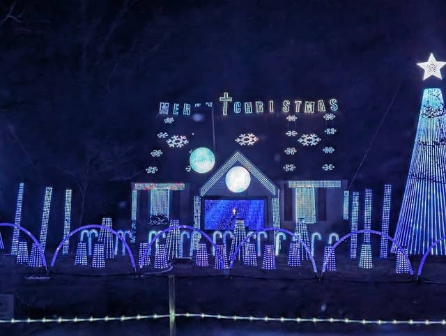 Chester Family Light Show - Image 1