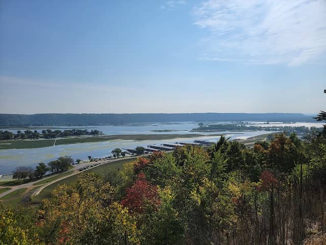 Scenic Overlook Guttenberg North - Image 1