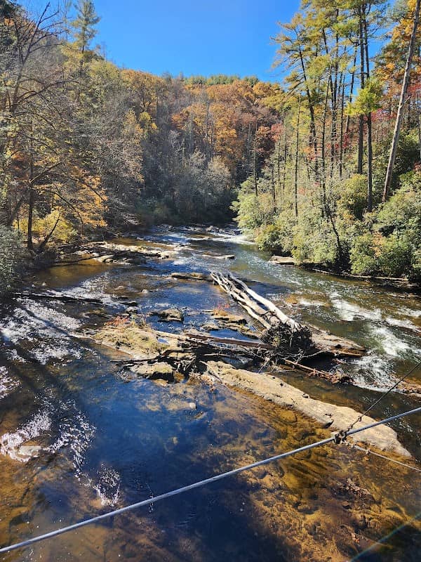 Toccoa swinging bridge parking - Image 1