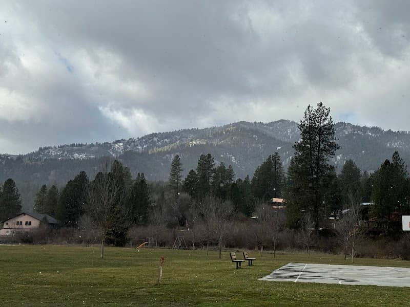 Weilmunster Park - Image 1