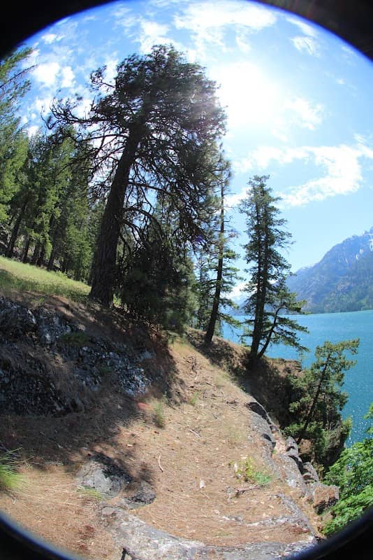 Lakeshore Trailhead - Image 2