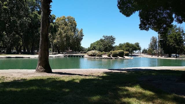Plaza Park - Image 2