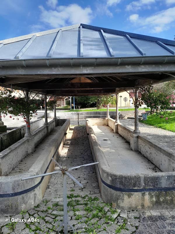 Lavoir. - Image 2