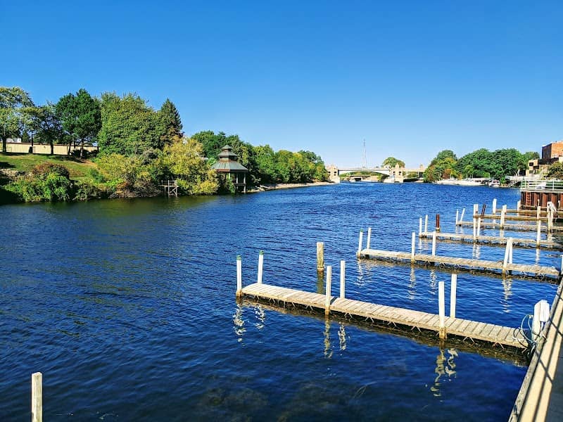 Manistee Riverwalk - Image 2