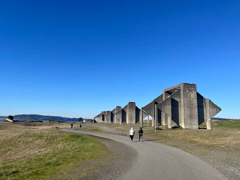 Chambers Bay Loop Trail Head - Image 1