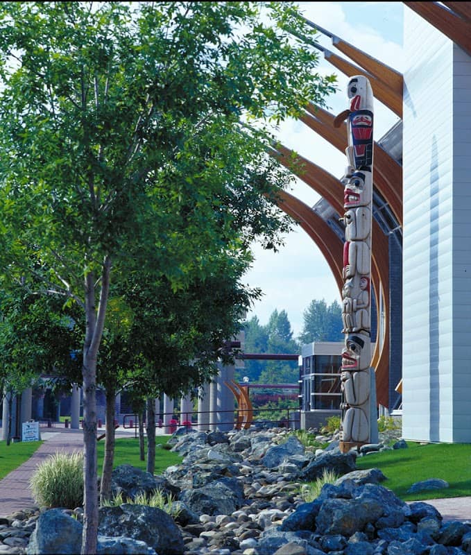 Two Rivers Gallery - Image 1