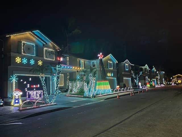 The Brown Family Lights - Image 2