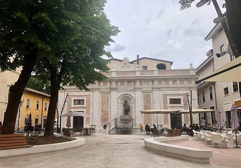Piazza Regina Margherita - Image 1